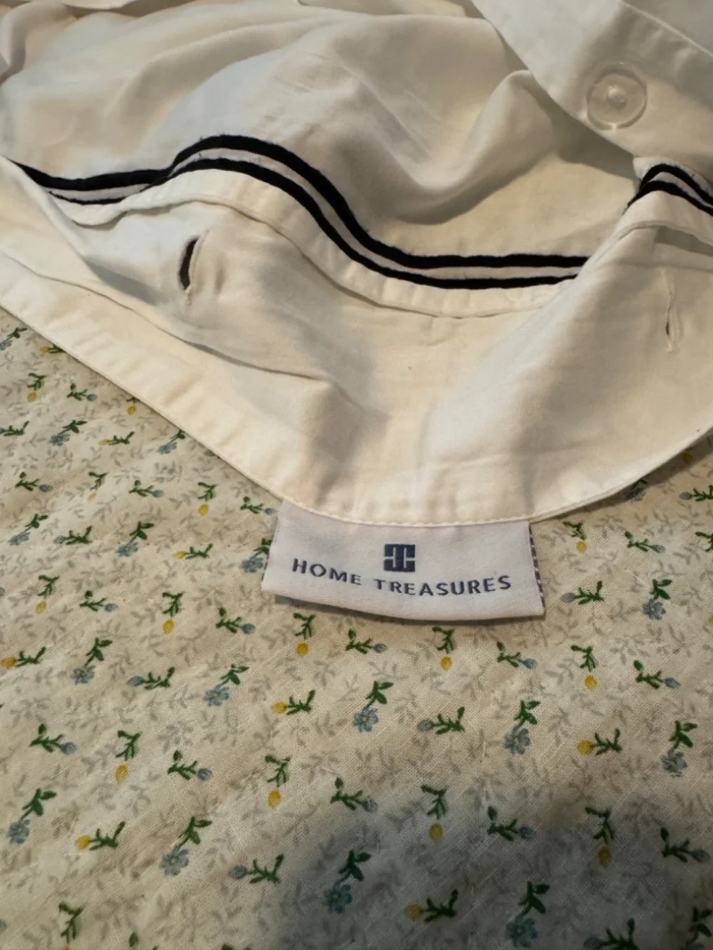 TWIN HOME TREASURES WHITE DUVET COVER W/BLACK BORDERS - 100% EGYPTIAN COTTON